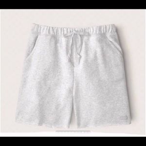 💗SOLD💗 VS PINK Dad Shorts Gray Size XL Excellent Condition